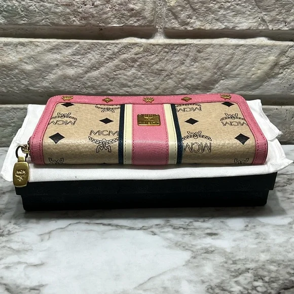 MCM PINK LONG ZIP WALLET. NWOT TAGS. FULL INCLUSION. - Picture 7 of 12